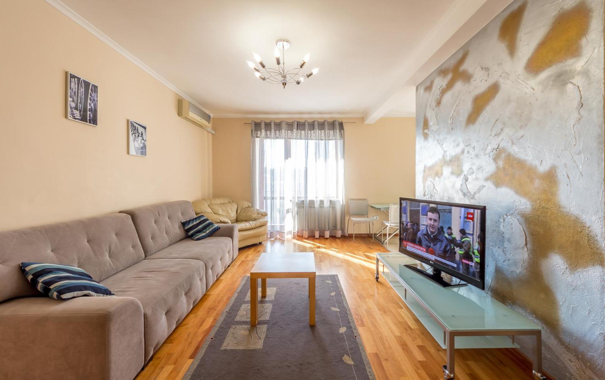 Central Apartments 基輔 外观 照片