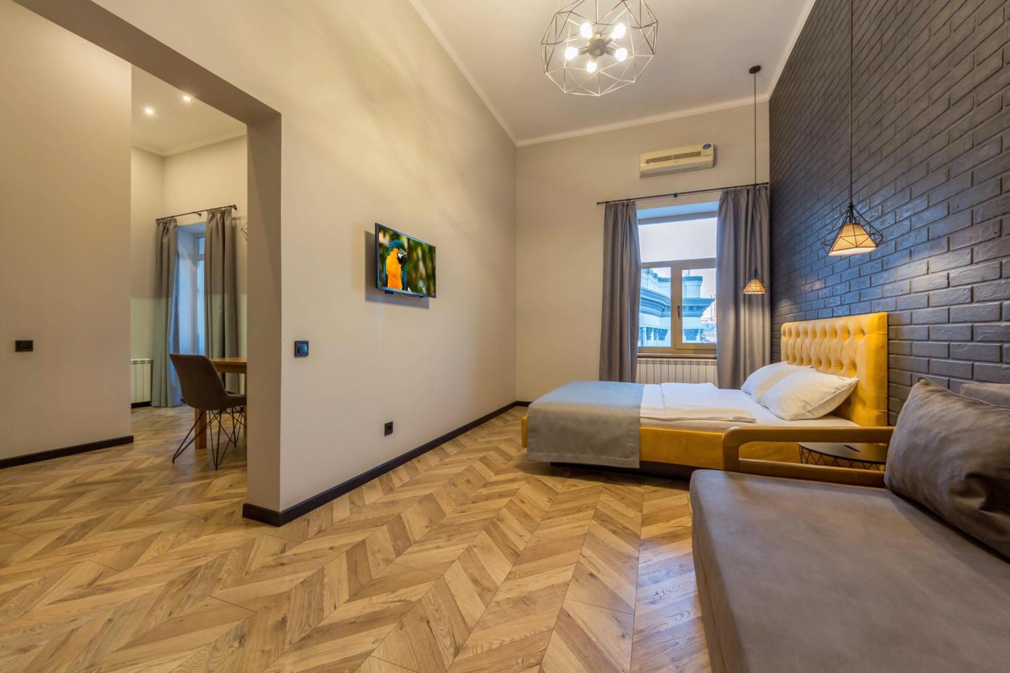Central Apartments 基輔 外观 照片